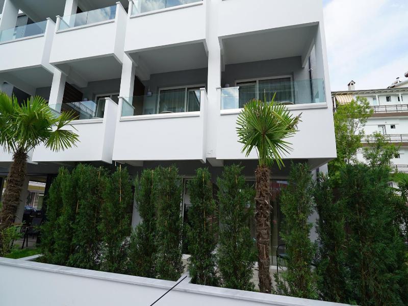 Olympus Thalassea Boutique Hotel Paralia Katerinis Exterior photo